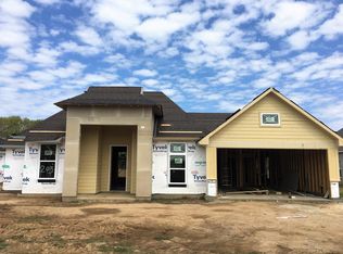 203 Whispering Mdws, Broussard, LA 70518