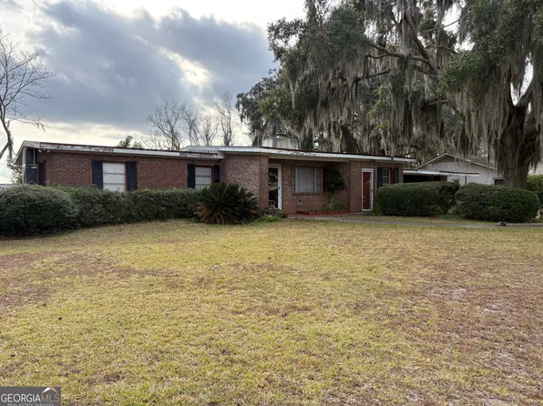 601 Fort King George Dr, Darien, GA 31305