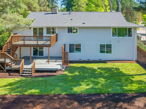 2157 Wembley Pl, Lake Oswego, OR 97034