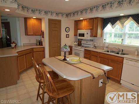 4th image of 7826 Sunset Shores Dr