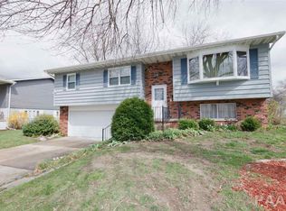 7416 N Piccadilly Pl, Peoria, IL