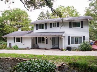 37 E Lyncliff Dr, Oswego, IL 60543