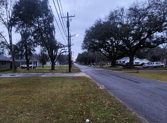 5th image of 4609 McKinley Ave