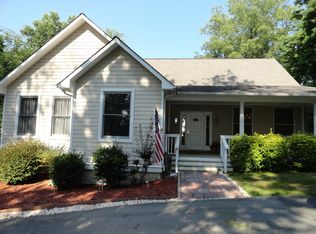 270 Holly Ln, Bristol, VA 24201