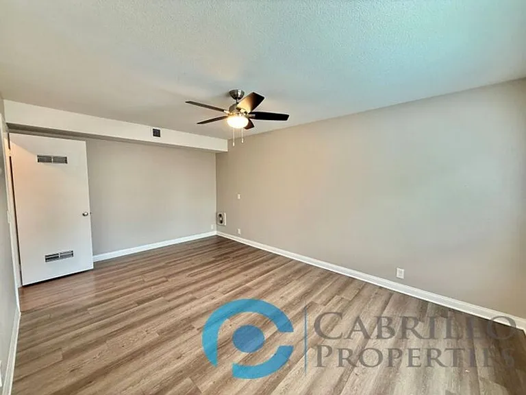 2731 A St #4 — Photo 7