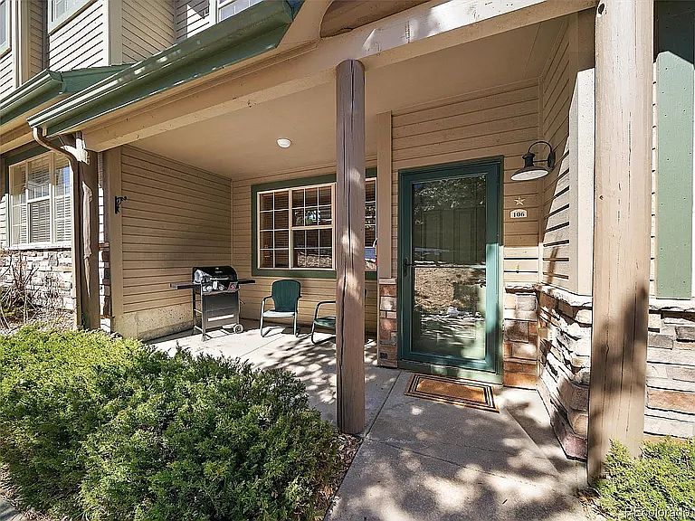 1st image of 31112 Black Eagle Dr