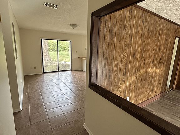 2nd image of 1308 Wendy Linda Dr