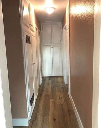 5th image of 1061 Hancock St