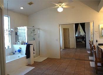 4th image of 3312 E Isabella Ave