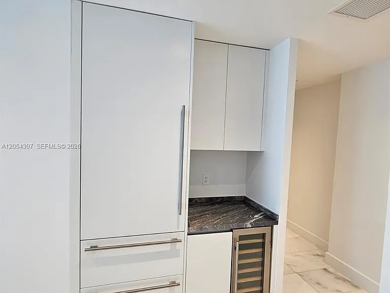 700 NE 26th #1104 — Photo 26