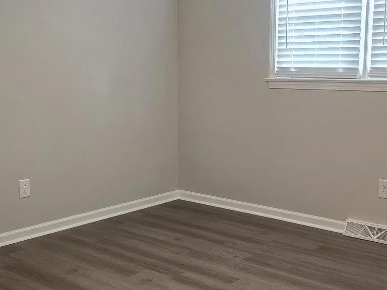 110 Meadowbrook Dr — Photo 14