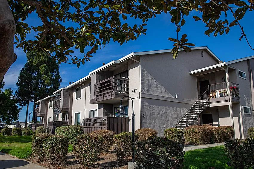Laurel Grove — Photo 1