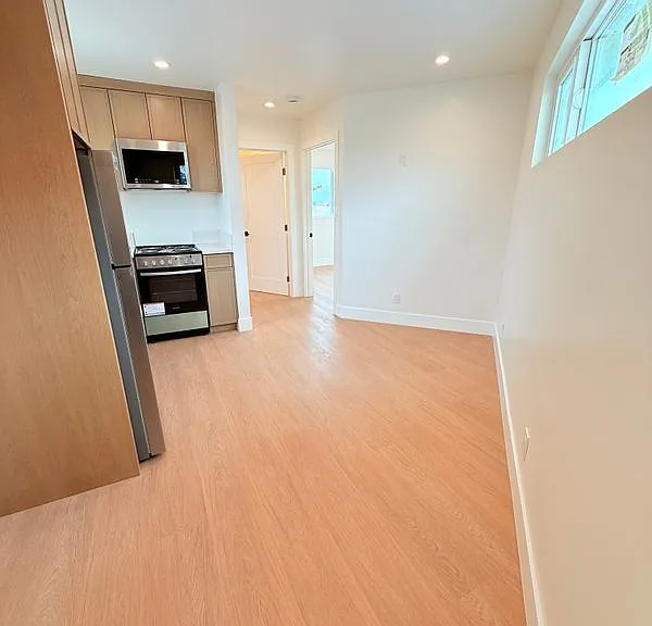 6983 Ramfos Ln — Photo 2