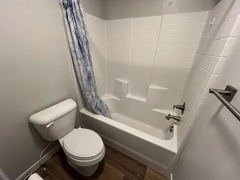 1209 W Davenport St — Photo 31