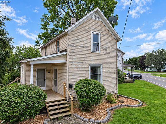 4th image of 529 Tiffin St