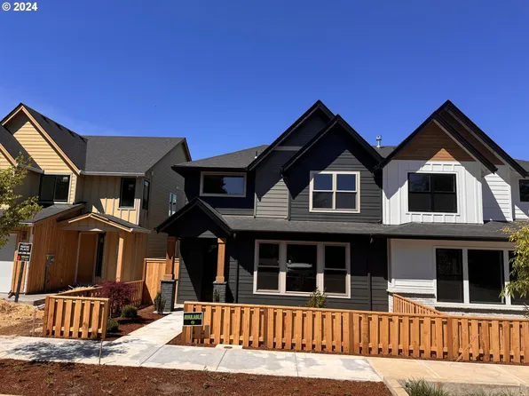 2418 SE Maybrook Ln Lot 19B, Eagle Creek, OR 97022