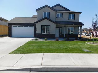 8814 Ashen Dr, Pasco, WA
