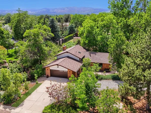 2305 Lake Park Dr, Longmont, CO 80503