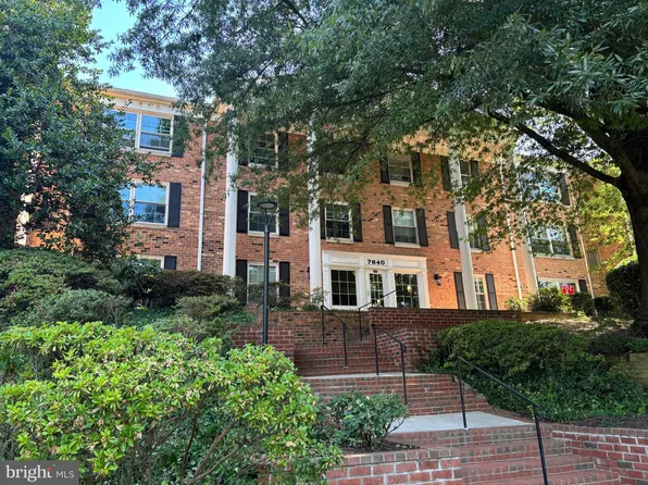 7640 Tremayne Pl APT 205, McLean, VA 22102