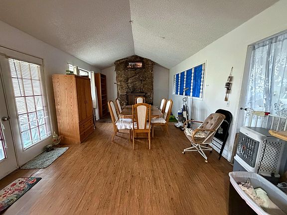 4th image of 22563 Oatman Rd