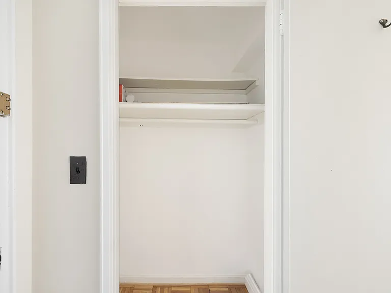 3901 Tunlaw Rd NW #505 — Photo 2