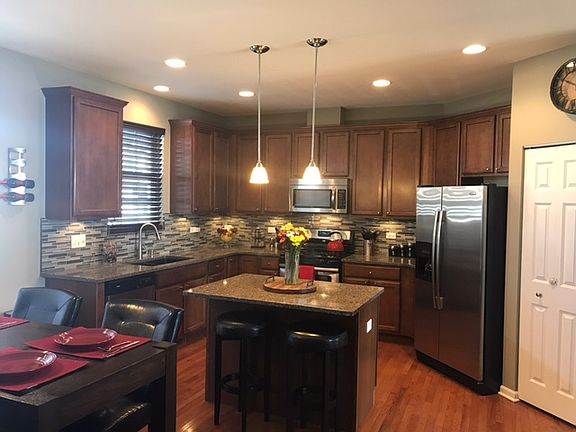3rd image of 1636 Persimmon St #1636