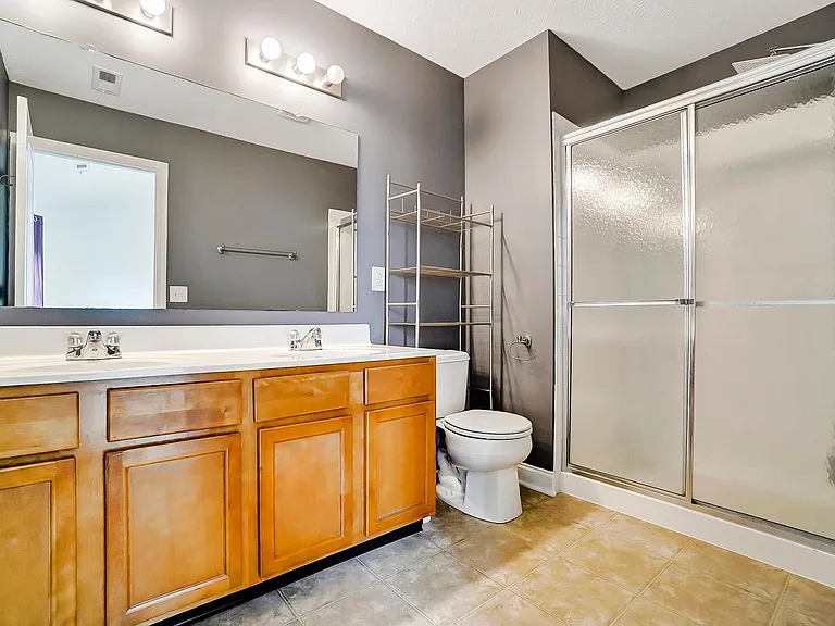 5608 Pittsford Dr — Photo 23