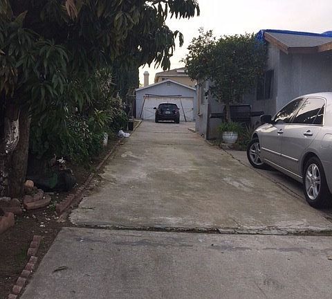 3rd image of 2419 Denton Ave