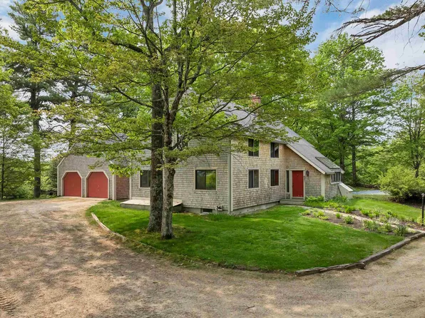 76 Mountain Road, Tuftonboro, NH 03816