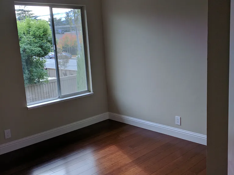 1566 Capri Dr — Photo 10