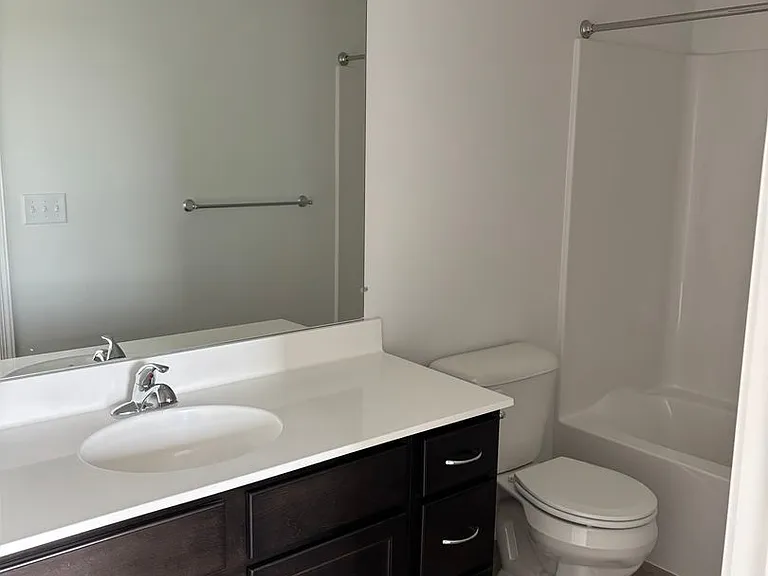 2 Meredith Way — Photo 11