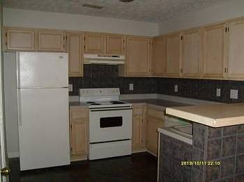 2nd image of 305 Church Rd