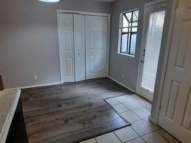 823 Taulbee Ln #B — Photo 9
