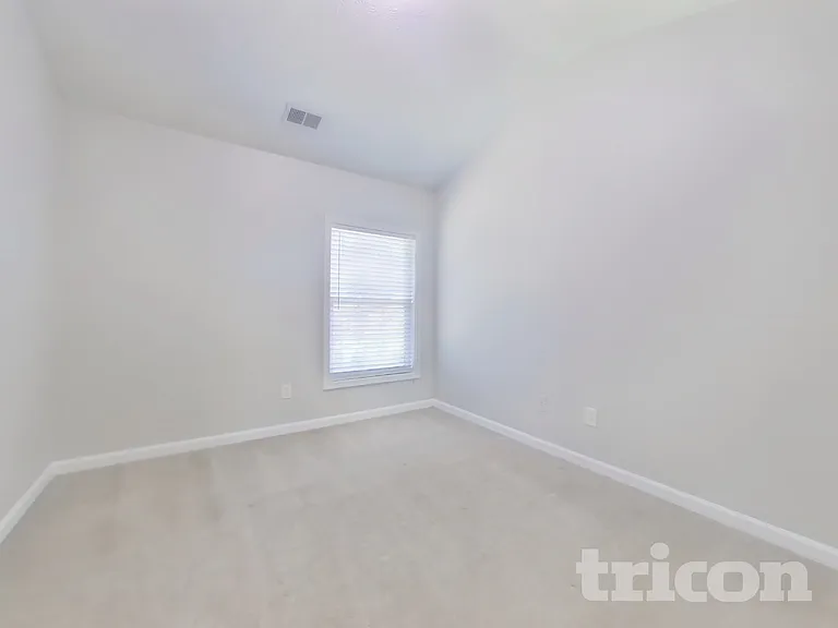403 Park Creek Trce — Photo 12