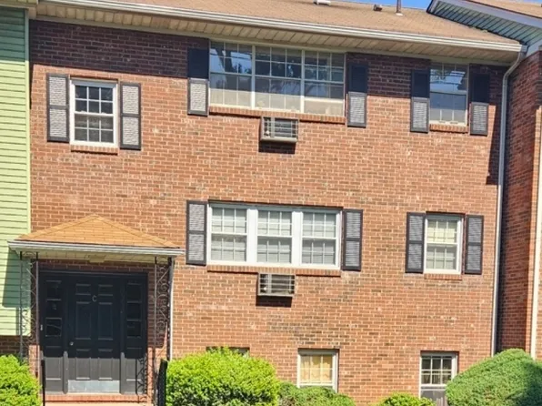 355 Broad St #2C, Clifton City, NJ 07013
