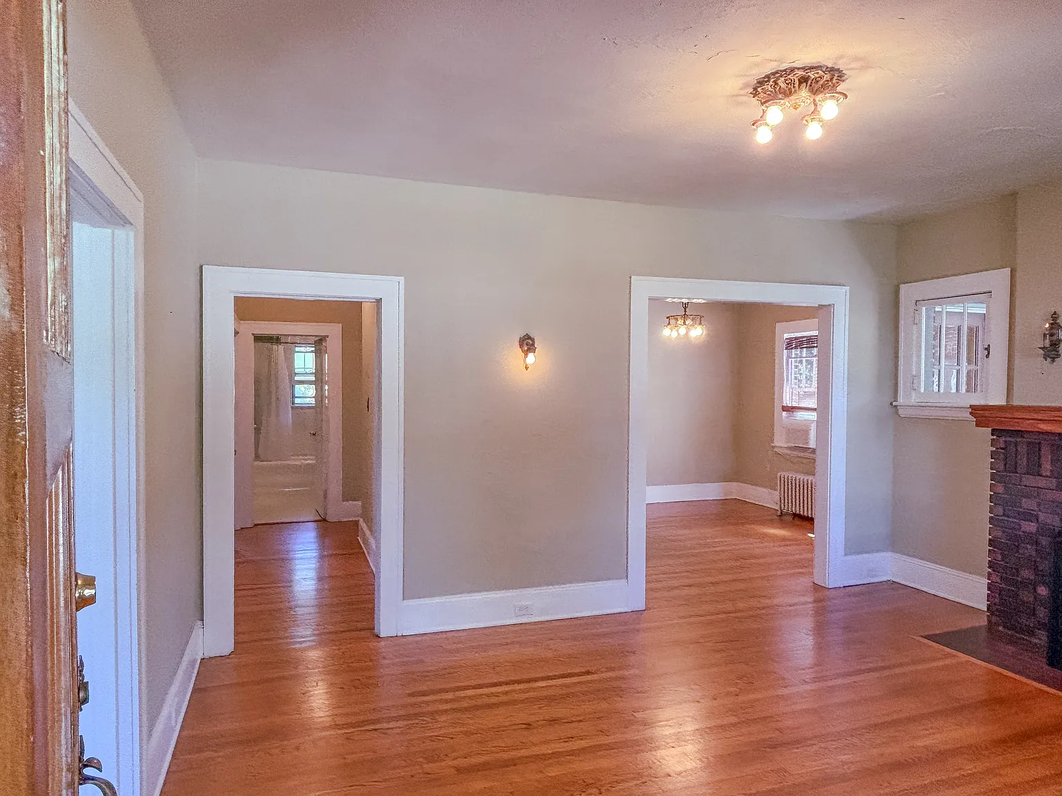 2 bed, 1287 sqft, $2,000 — Photo 4