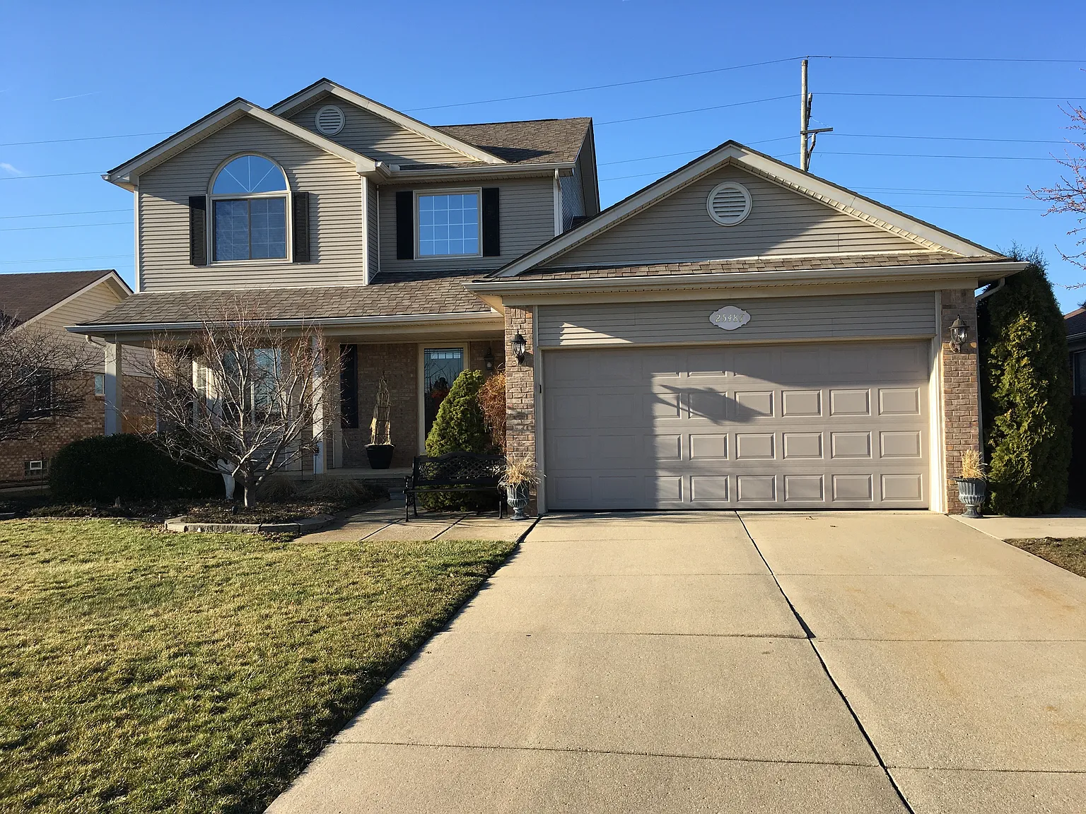 25487 Lord Dr photo 1