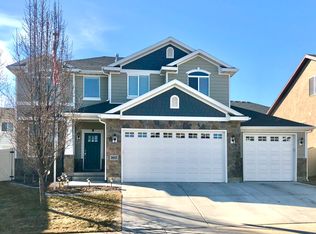 3857 W Coastal Dune Dr, South Jordan, UT 84009