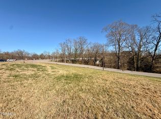 101 Tall Oaks Ct, Kingsport, TN 37663