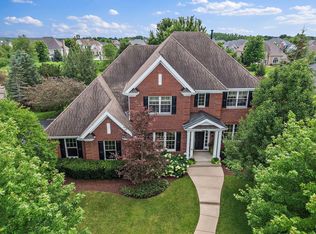 39W855 Catlin Sq, Geneva, IL 60134