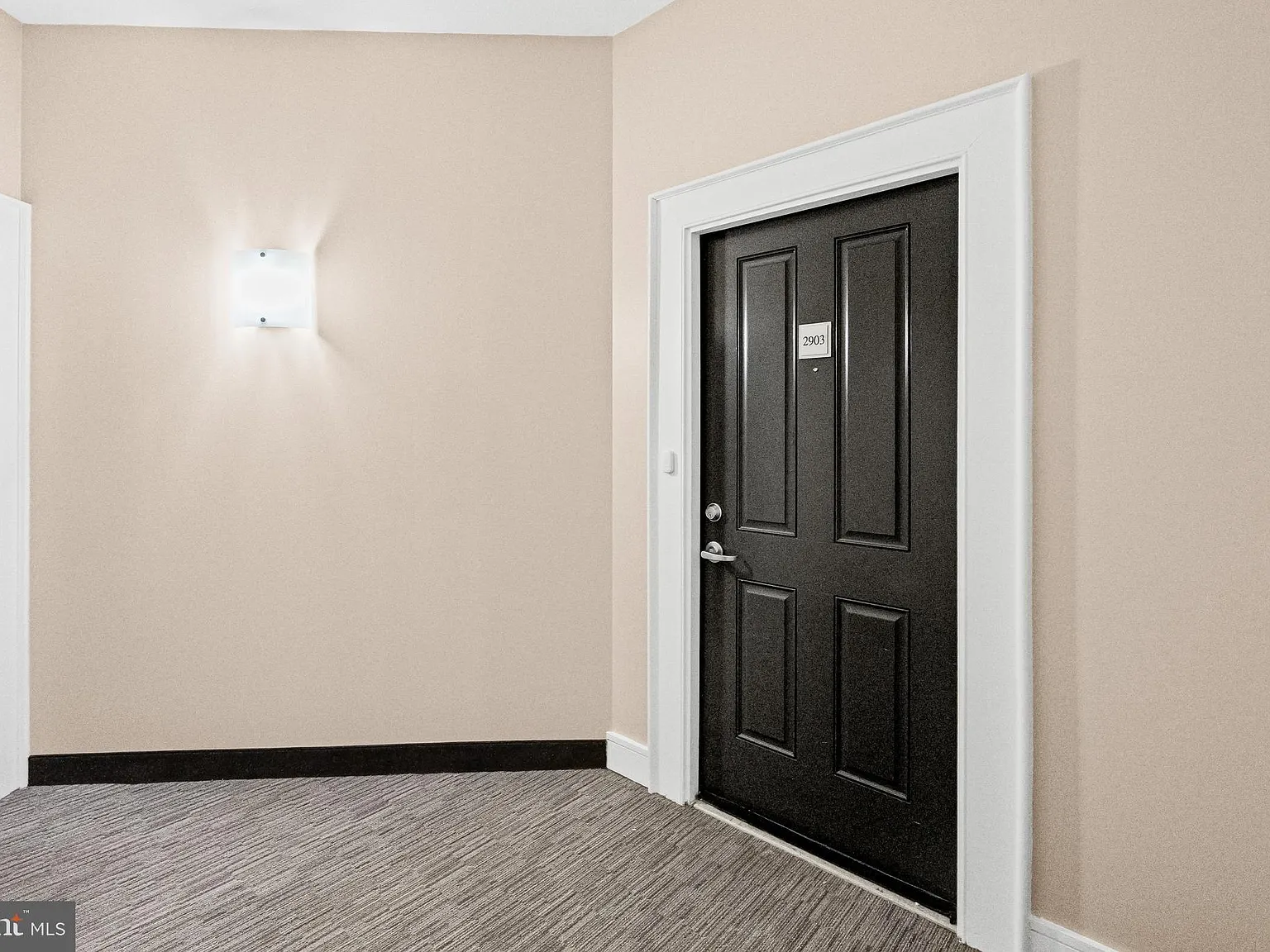 3 bed, 2.5 bath, 1404 sqft, $3,250 — Photo 3