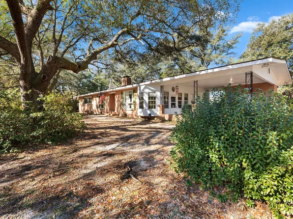 1368 Montford Rd., Georgetown, SC 29440