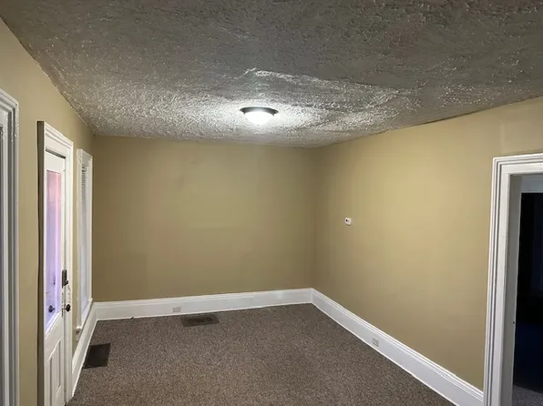 23 N Main St APT 1, Brockport, NY 14420