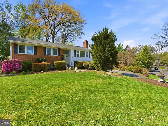 2nd image of 6535 Old Chesterbrook Rd