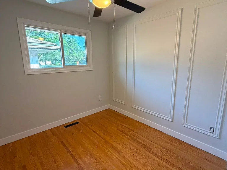 9 Fieldway Dr #UPPER — Photo 10