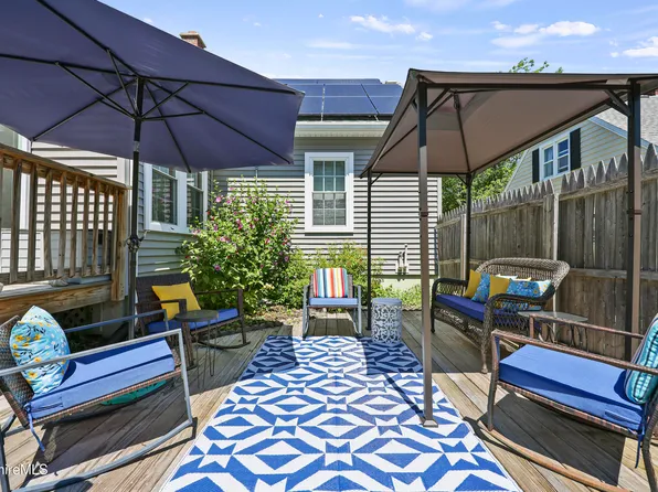 20 Cromwell Ave, Pittsfield, MA 01201
