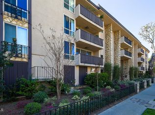 809 S Bundy Dr APT 205, Los Angeles, CA 90049
