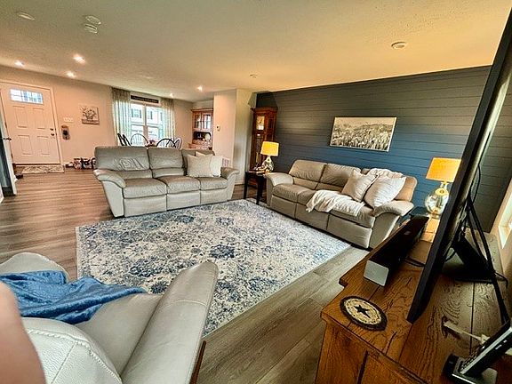 5th image of 317 Arden Dr
