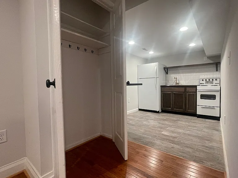 523 Baltimore St #1 — Photo 7