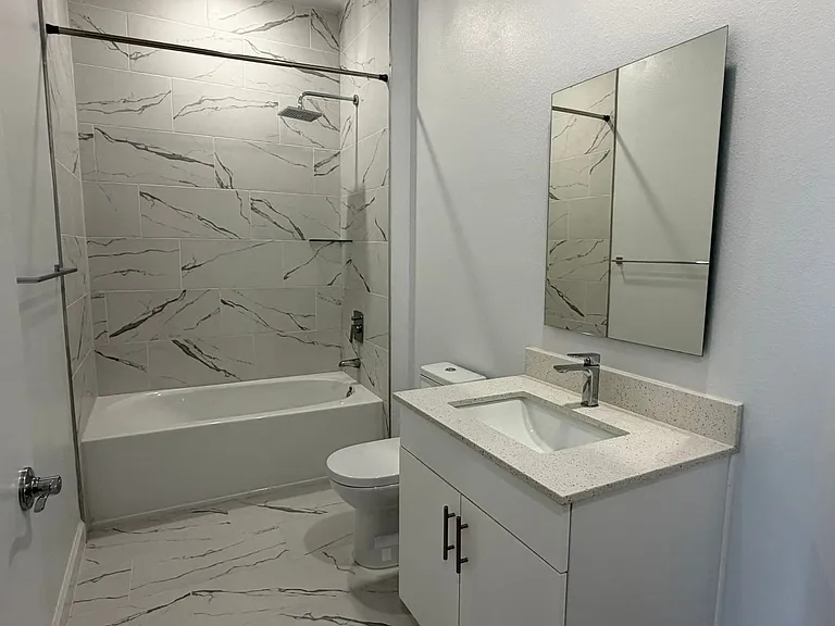 368 Famagusta Dr — Photo 16